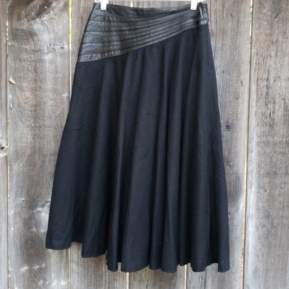 Christian llinares Wool Skirt